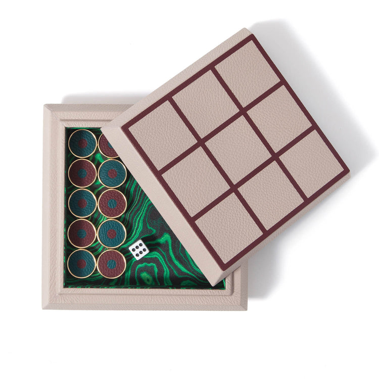 Tic Tac Toe Box